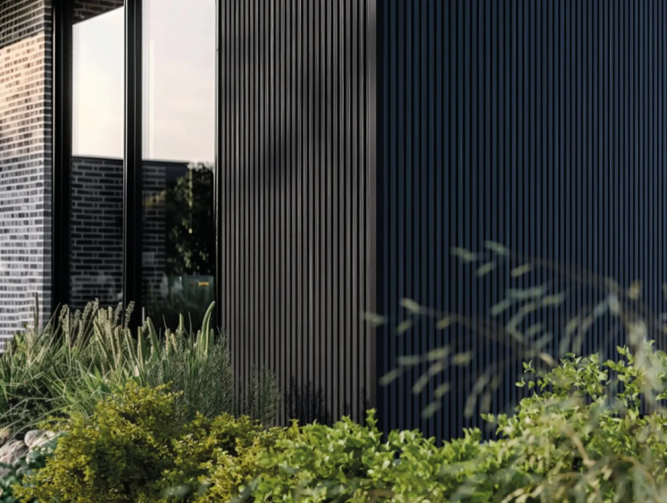 WPC WEO35 Gardenwall Ebony Black - 33x170mm