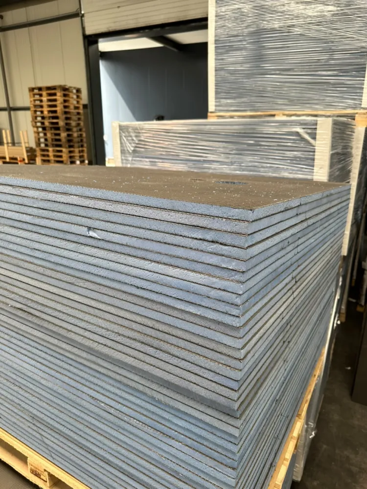 Ripstaal Toiletachterplaat 1300x1200x20 mm